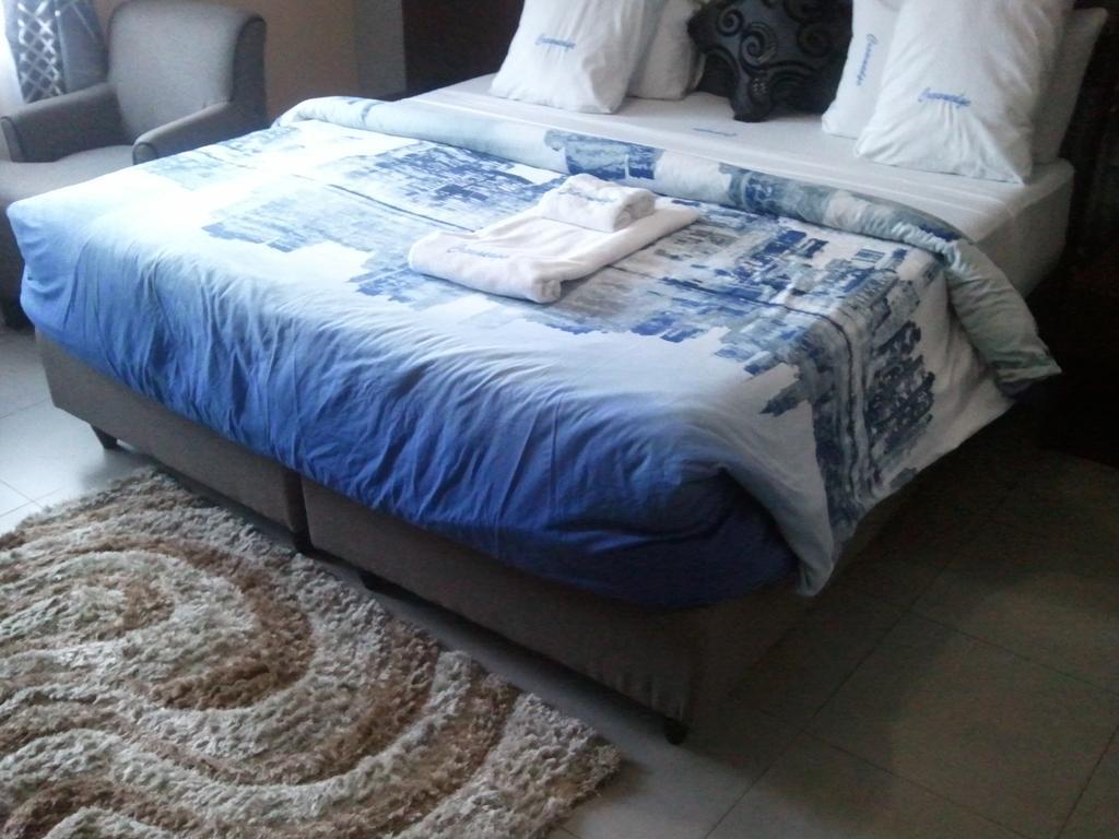 Crownedge Hotels Ikeja Zimmer foto